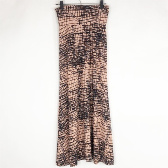 Pinkblush Lightweight Coral Pink with Black Abstract Geometric Lines Maxi Skirt - Picture 2 of 16